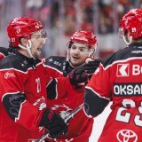 Ahti Oksanen a aidé son équipe avec 4 assists KEYSTONE/VALENTIN FLAURAUD